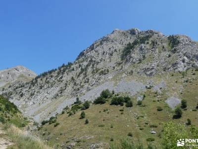 Valles Occidentales; Hecho y Ansó; parque cañon rio lobos ordesa y monte perdido pueblos de segovia 